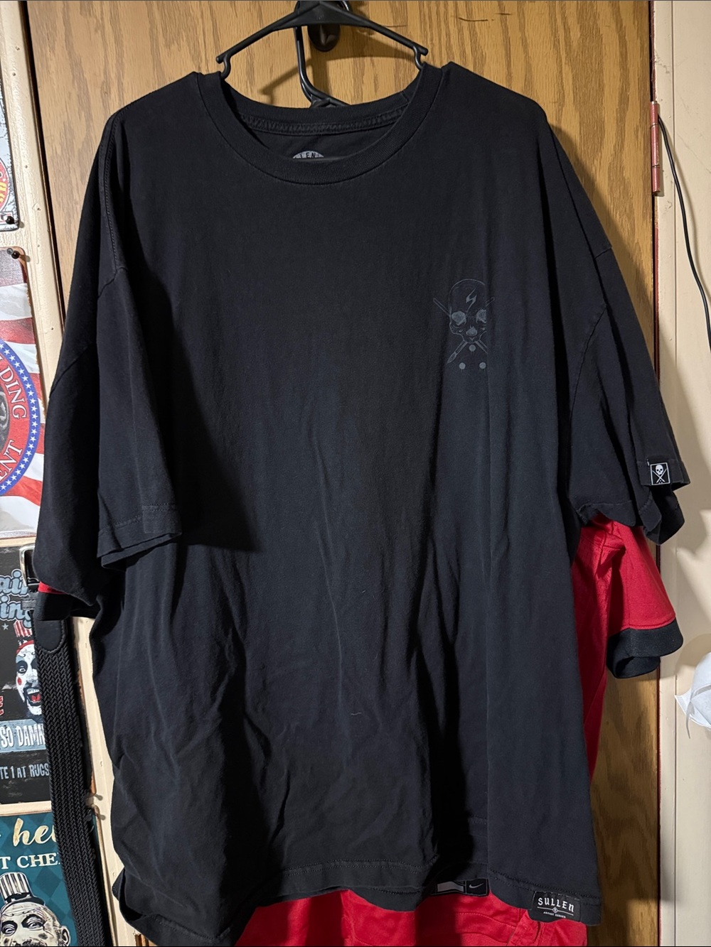 Men's Black Short-Sleeve Graphic Crew T-Shirt